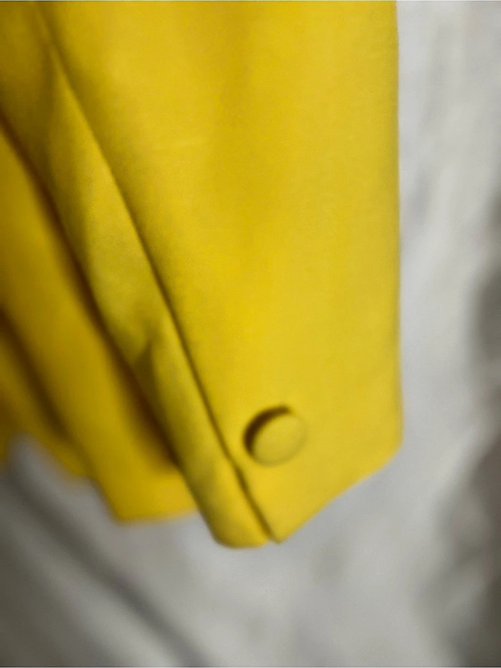 Morgan Miller Embroidered Skirt Suit in Yellow Size 10 NWT - Picture 13 of 14